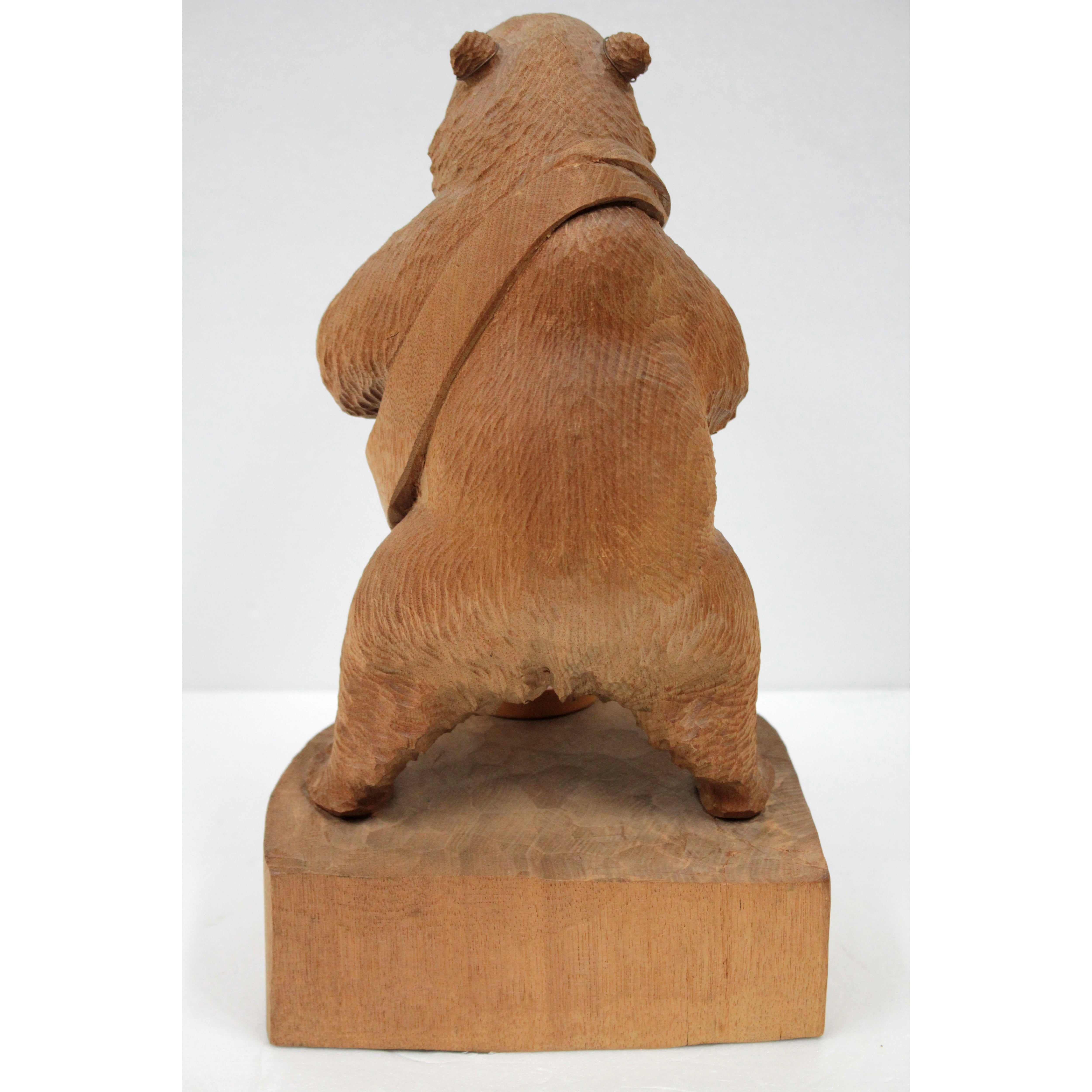 藤戸竹喜 『応援演説のクマ』 彫刻（木） - 北海道画廊